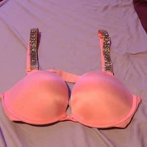 Victoria's Secret Very Sexy Push-up Bra